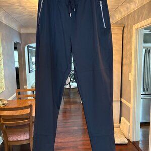 NWOT Chicos Black Zenergy Strech Pull On Activewear Pants. Size 1R